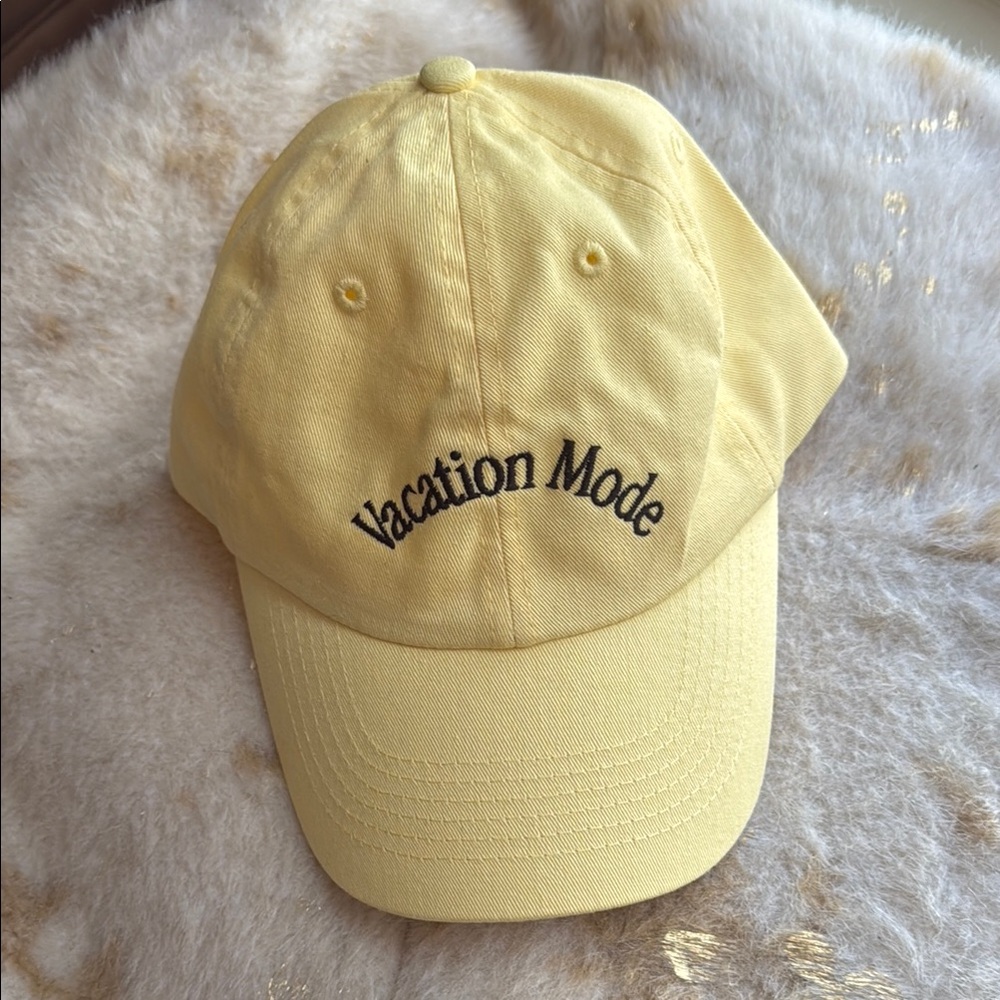 NWOT Summer Fridays Hat